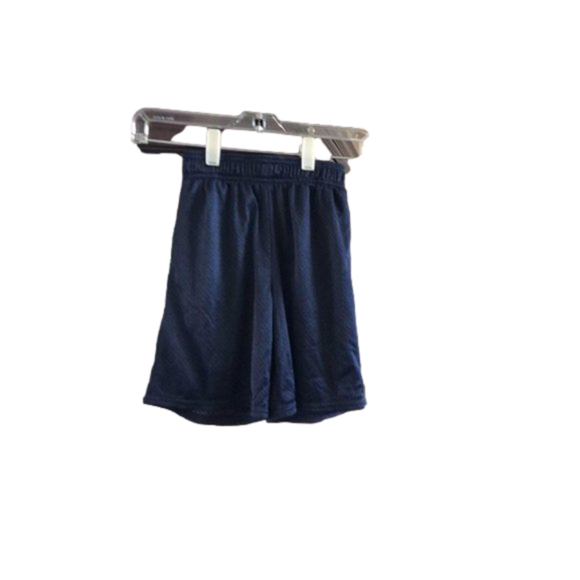 Boys shorts size 6 - Picture 2 of 2